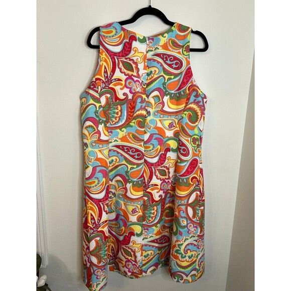 NorthStyle Dress - Picture 2 of 5